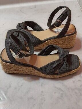 Beach by Matisse Wedge Sandals in Gray with Knot Detail. 7 M